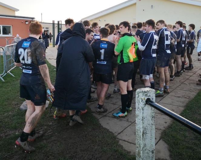 Good sportsmanship supported by excellent referee Joe Kiff